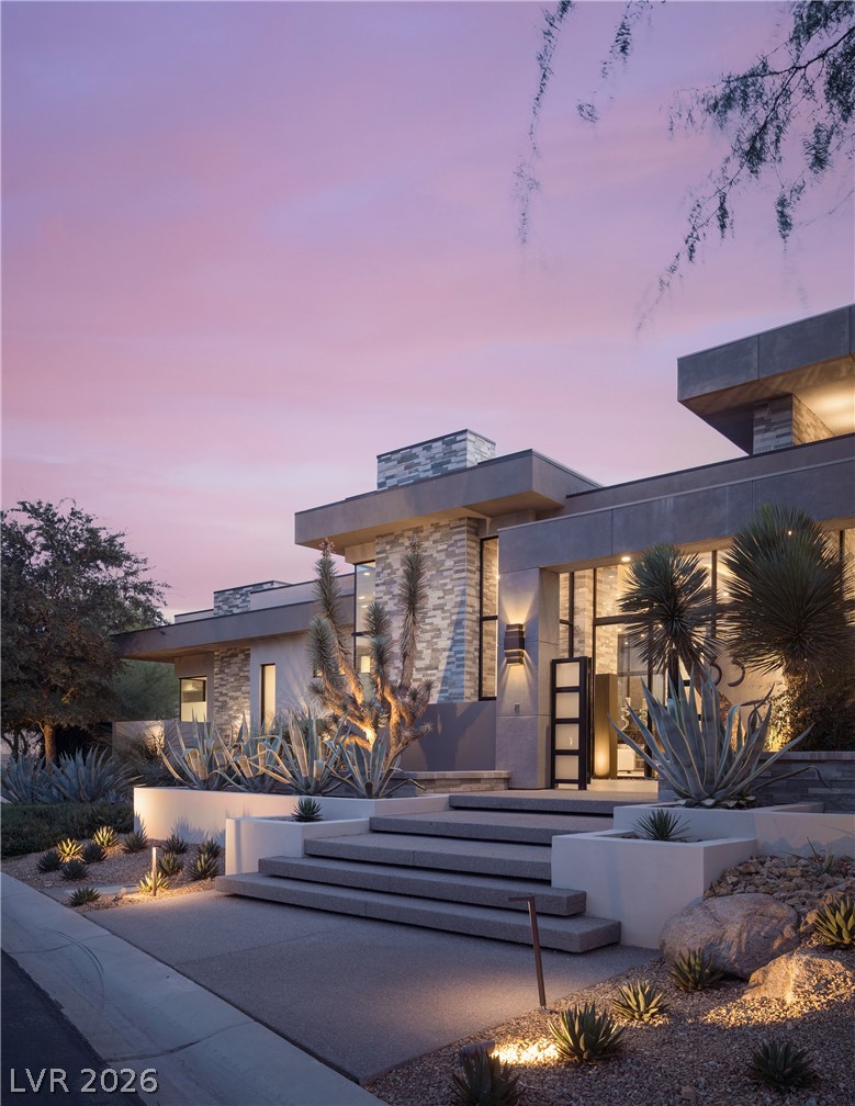 33 Sun Glow Lane