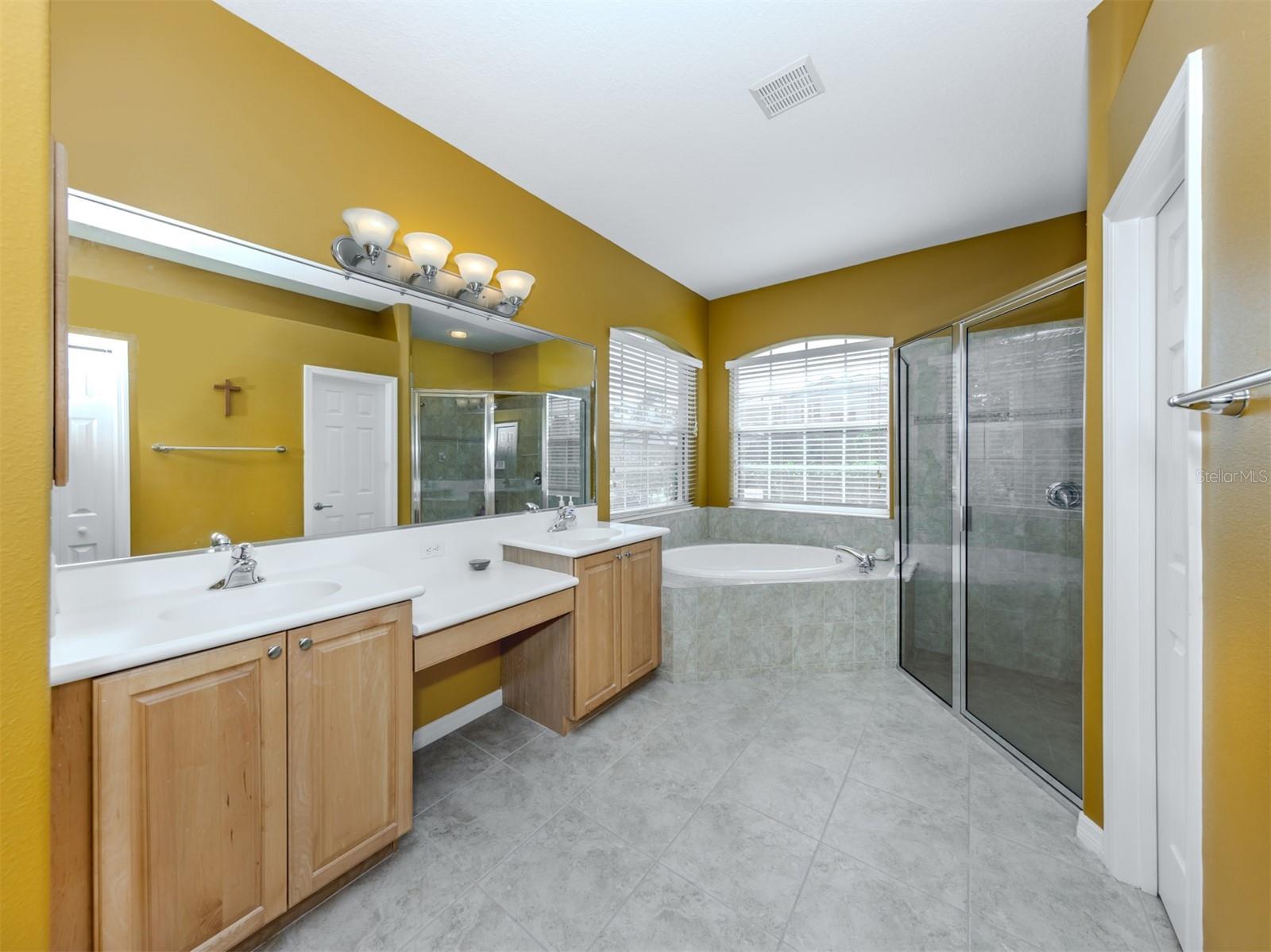 12022 GRANITE WOODS LOOP