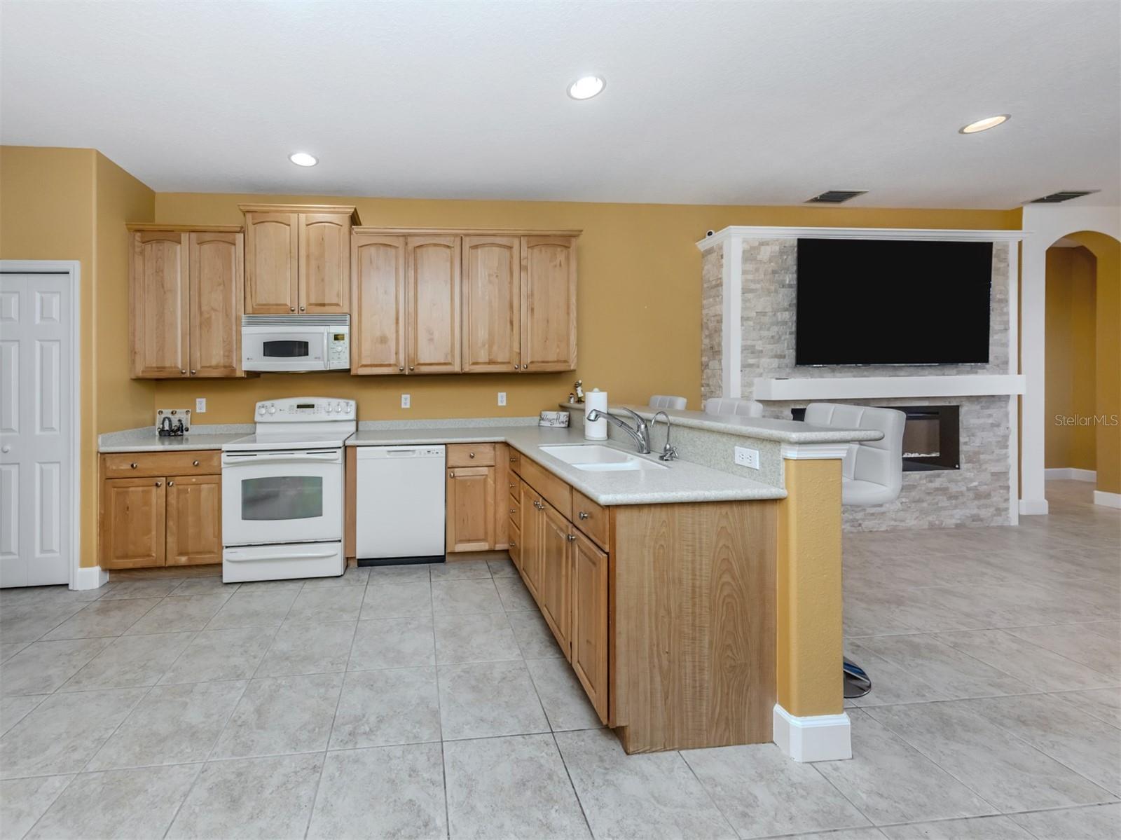 12022 GRANITE WOODS LOOP