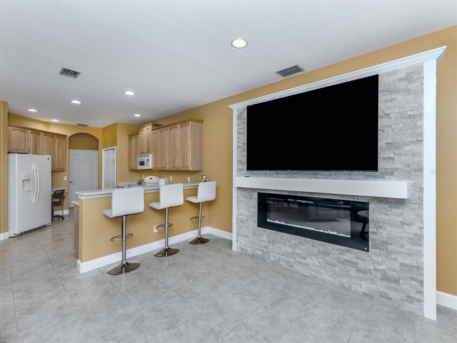 12022 GRANITE WOODS LOOP