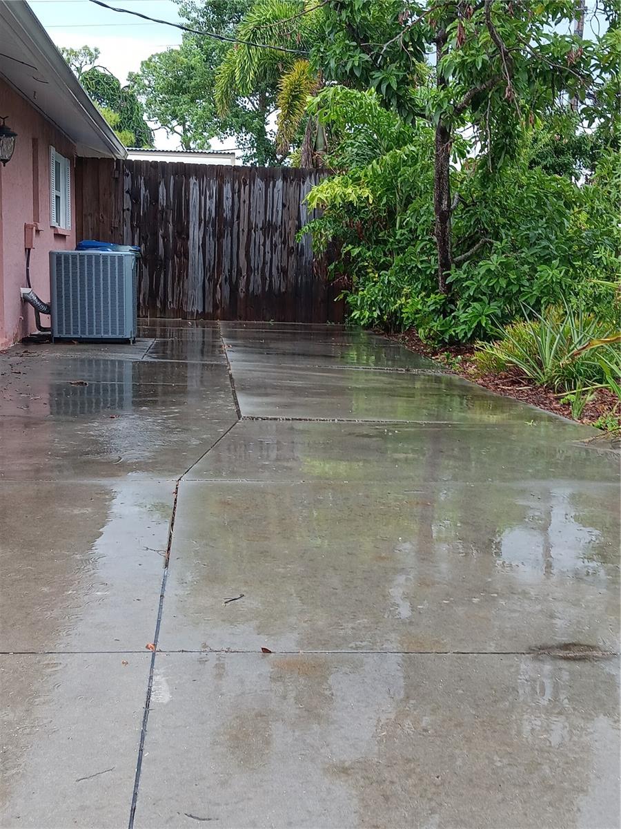 970 FLAMINGO RD