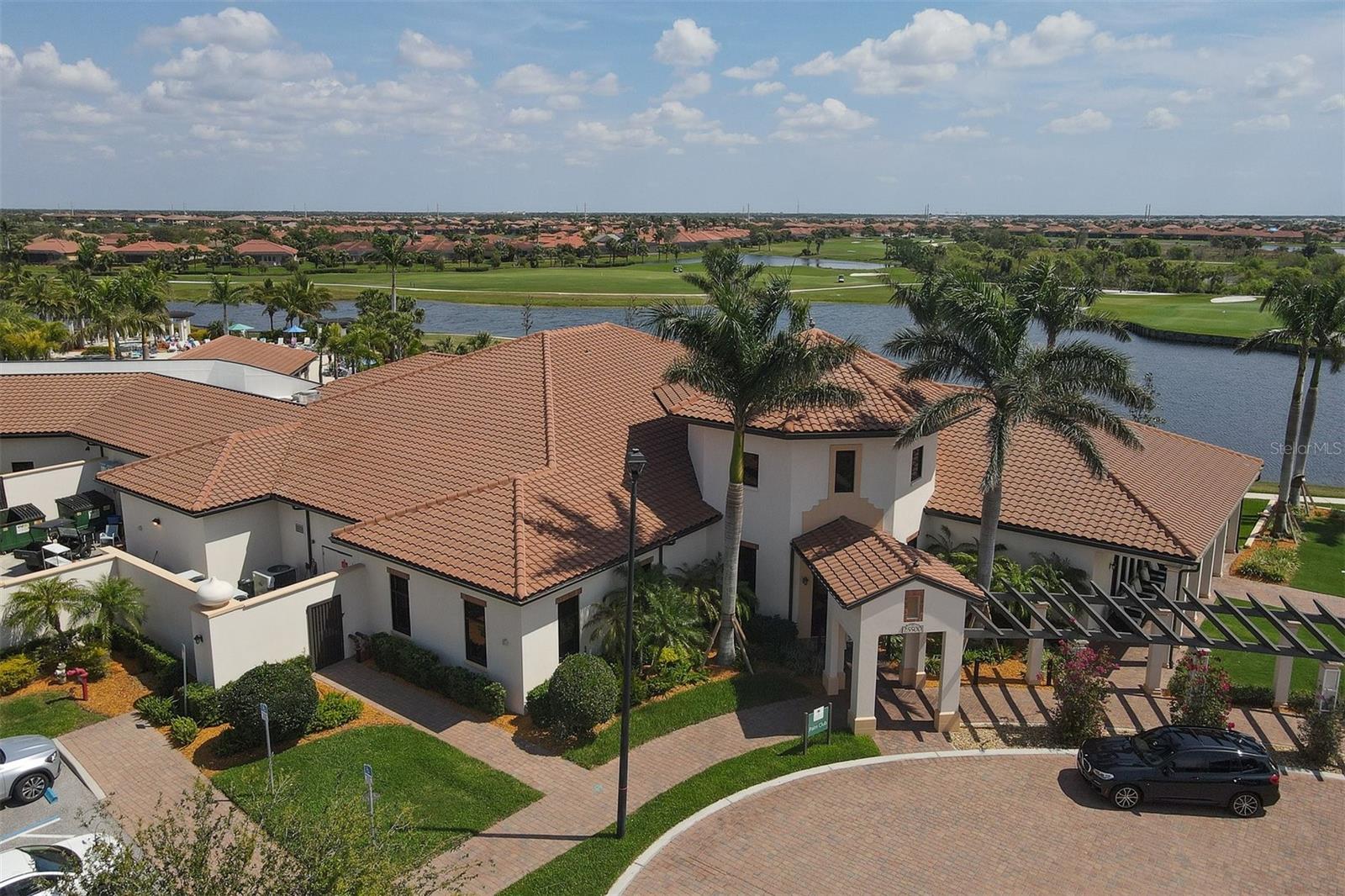 10097 COZY GROVE DR