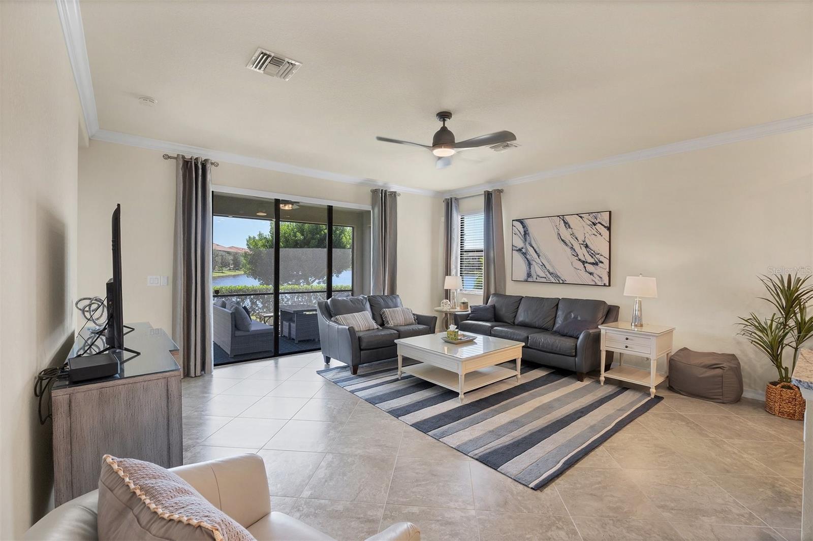 10097 COZY GROVE DR
