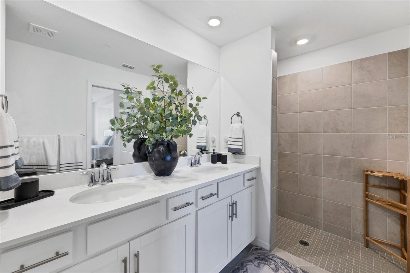 12520 GALAPAGOS CT #102