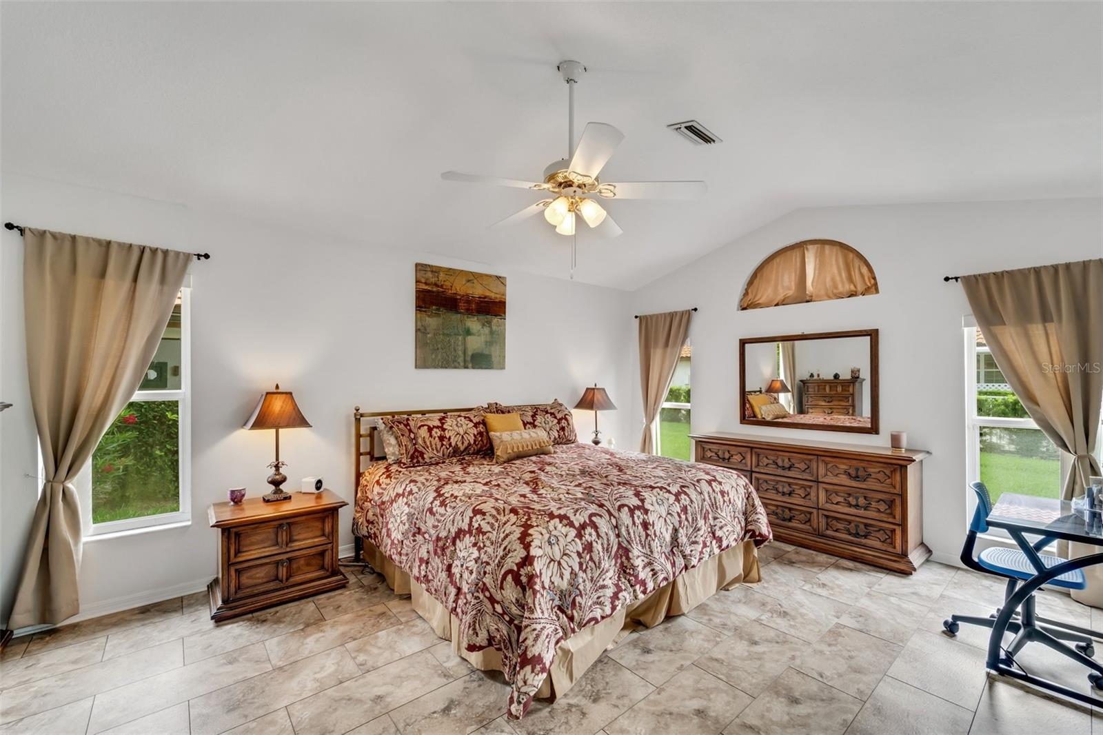 1188 HARBOR TOWN WAY