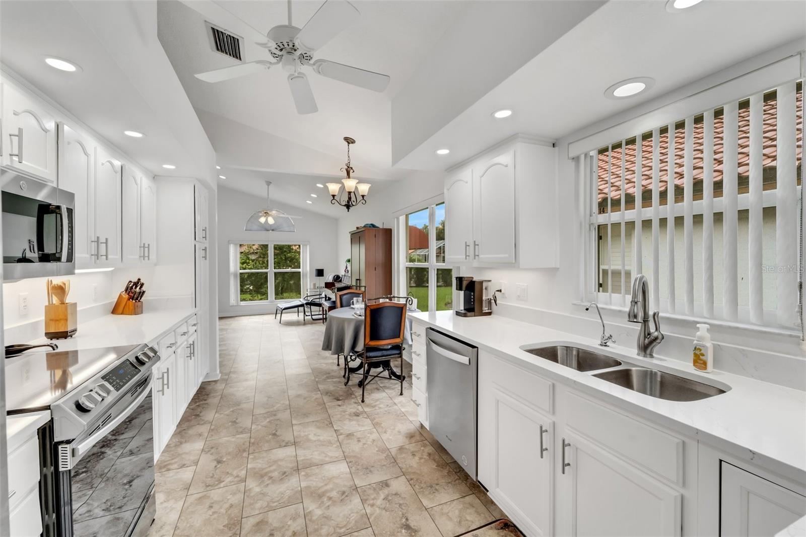 1188 HARBOR TOWN WAY