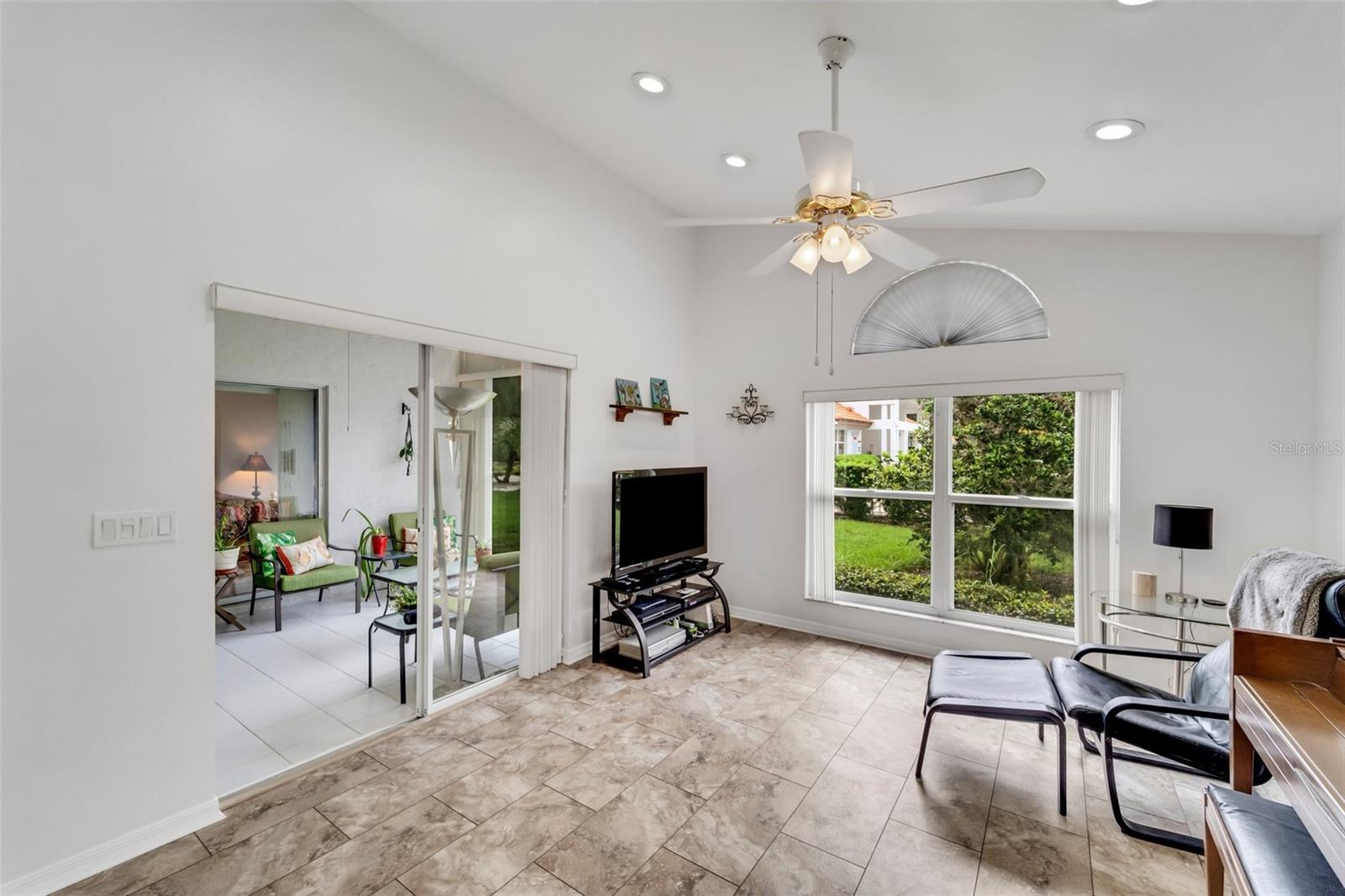 1188 HARBOR TOWN WAY