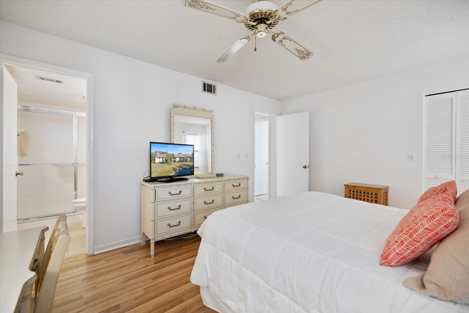 752 WHITE PINE TREE RD #108