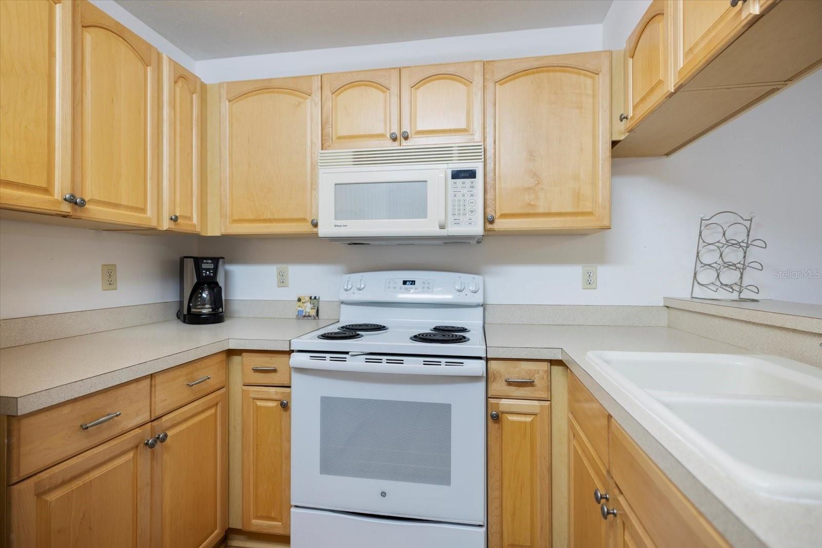 752 WHITE PINE TREE RD #108