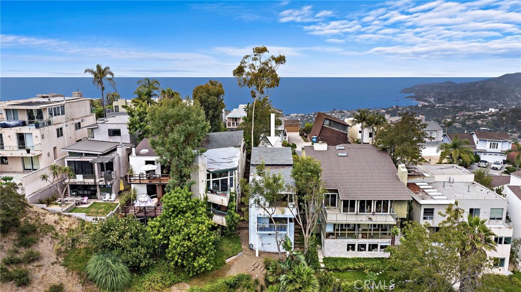 1330 La Mirada Street