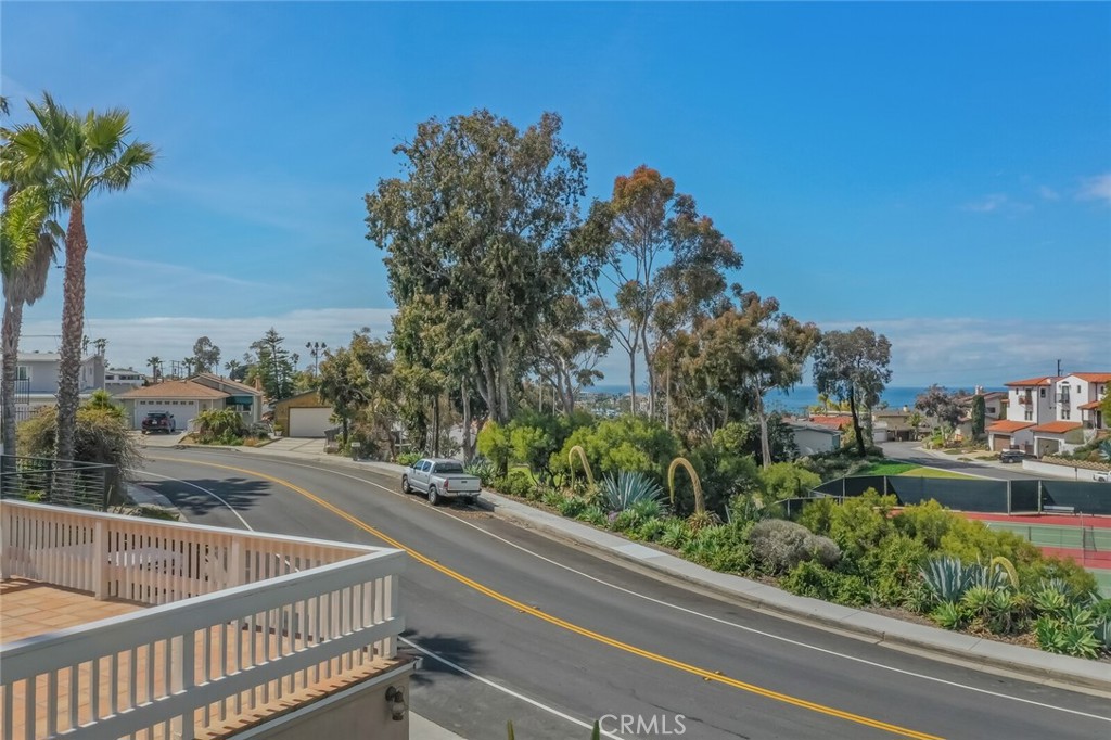 1318 Avenida De La Estrella