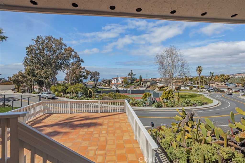 1318 Avenida De La Estrella