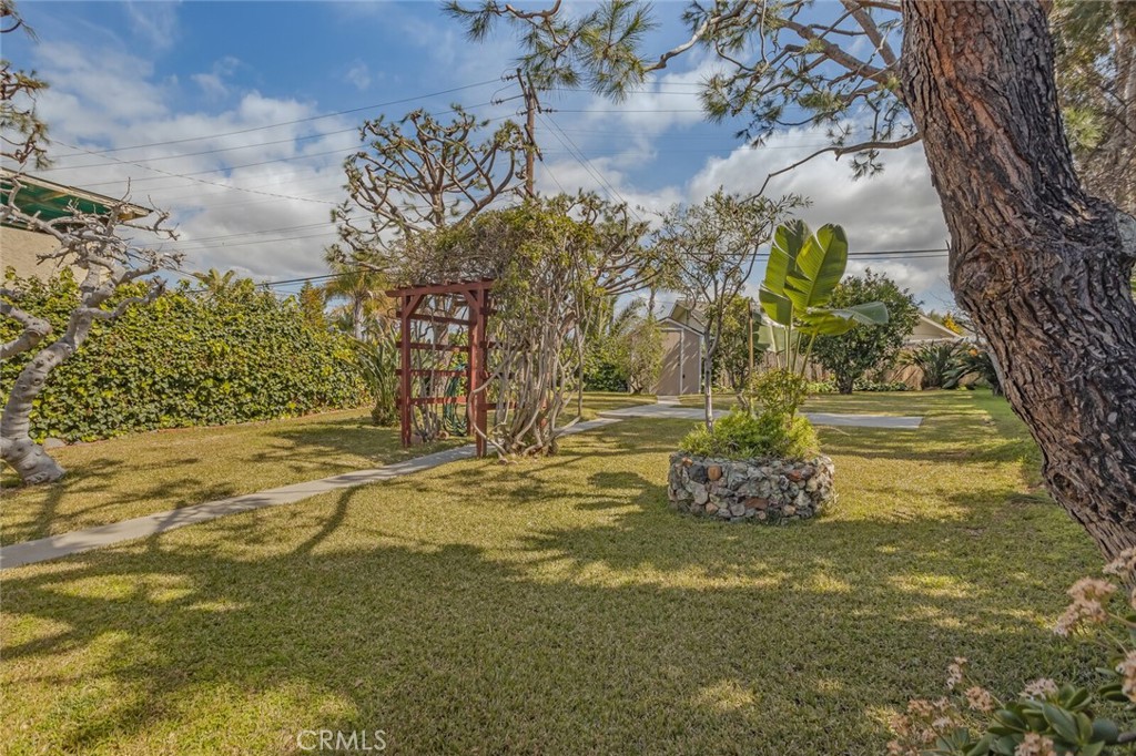 1318 Avenida De La Estrella