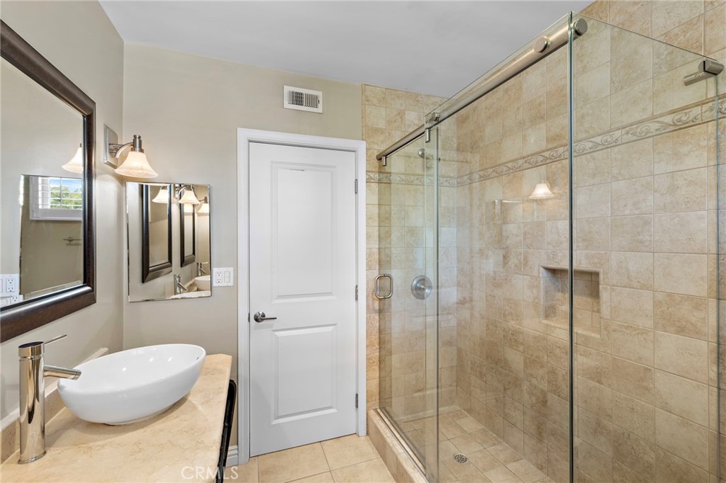 1585 S Coast 65