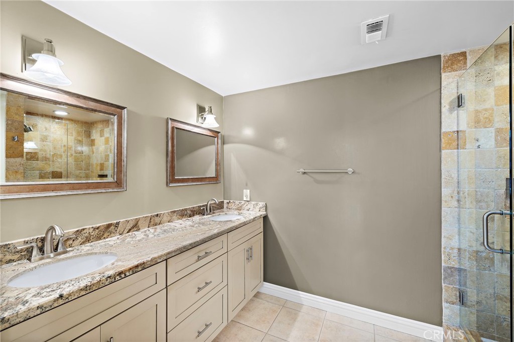 1585 S Coast 65