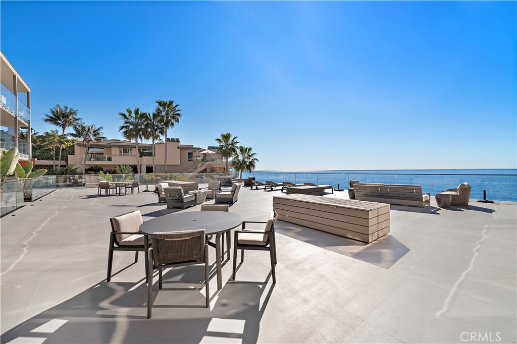 1585 S Coast 65