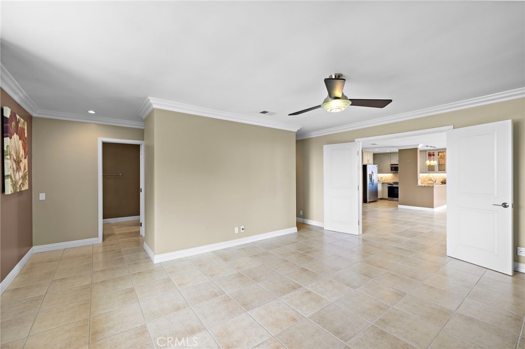 1585 S Coast 65