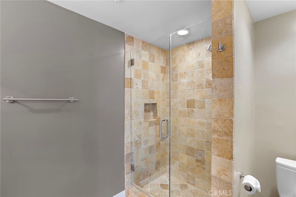 1585 S Coast 65