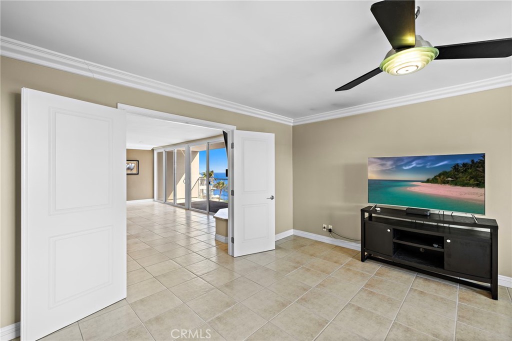 1585 S Coast 65