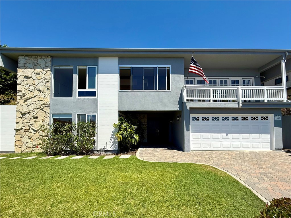 2858 Bernard Court