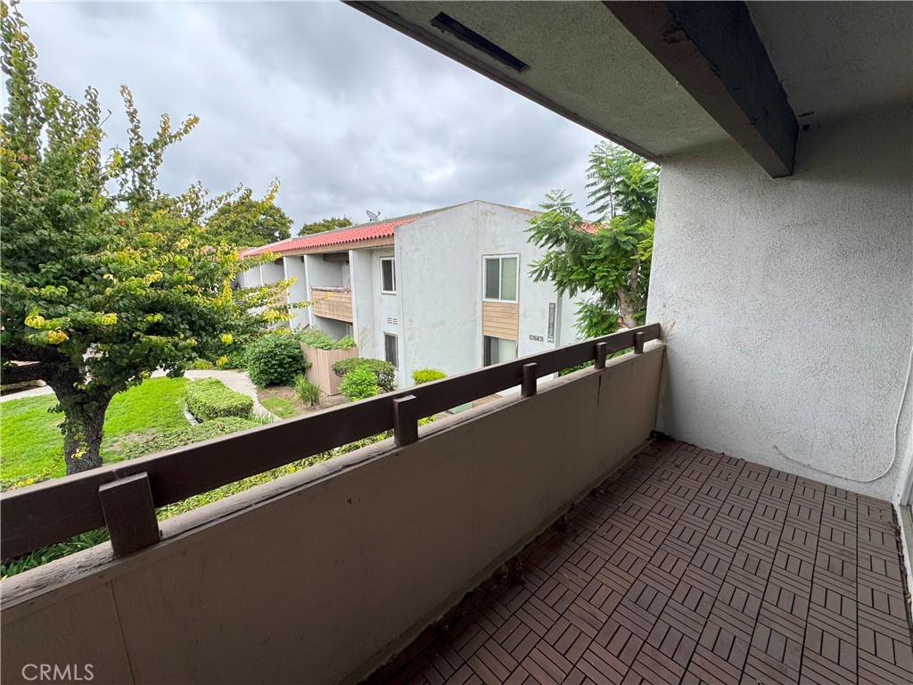 2521 W Sunflower Avenue