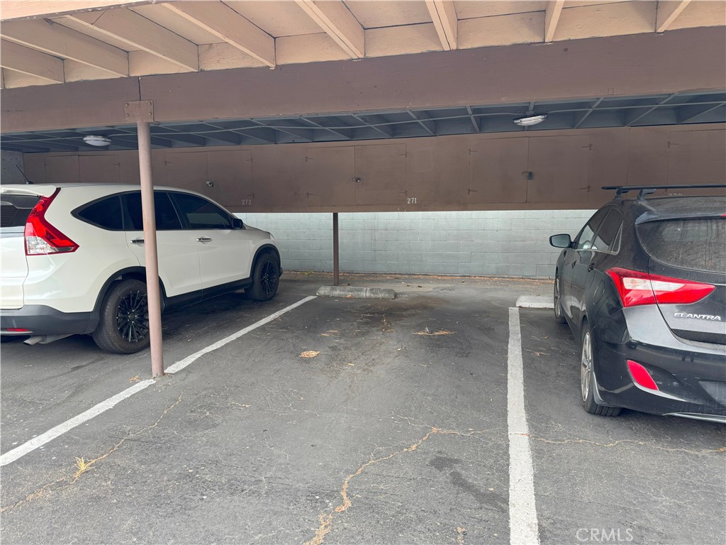 2521 W Sunflower Avenue