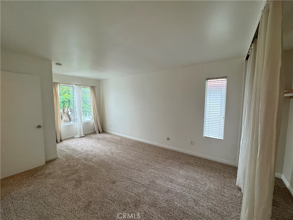 2521 W Sunflower Avenue