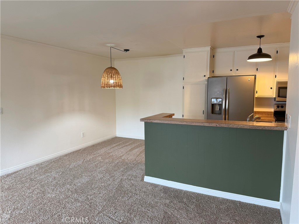 2521 W Sunflower Avenue