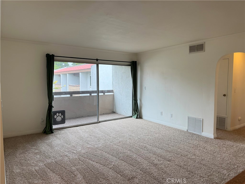 2521 W Sunflower Avenue