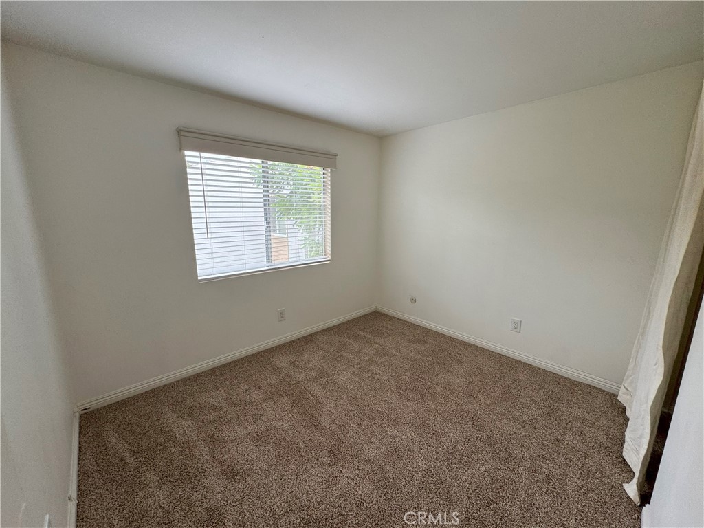 2521 W Sunflower Avenue