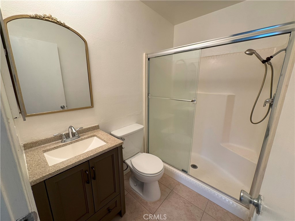 2521 W Sunflower Avenue