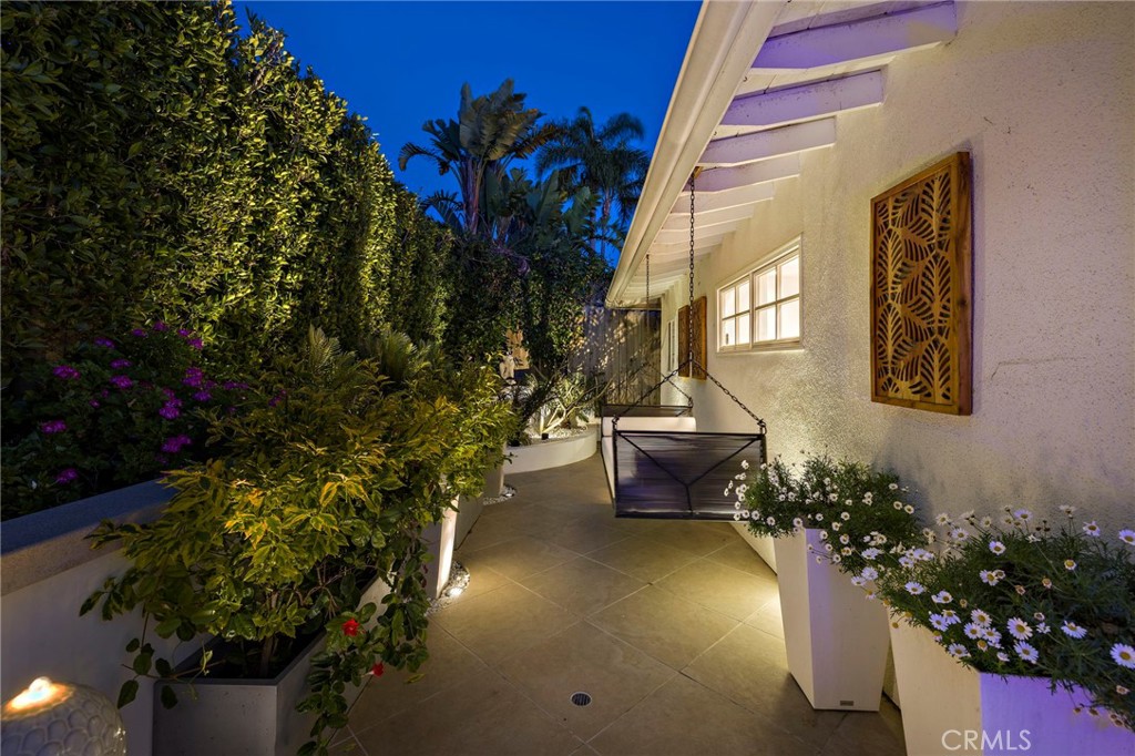 433 Seaward Road