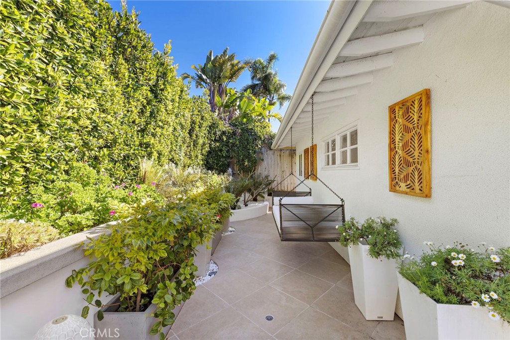 433 Seaward Road