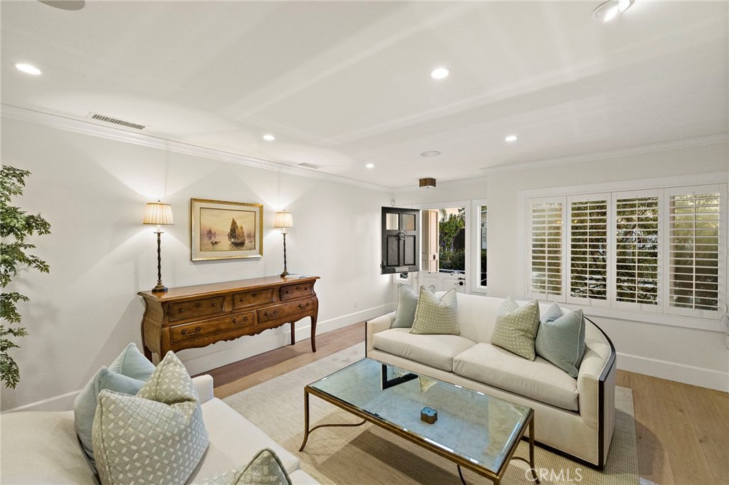 433 Seaward Road