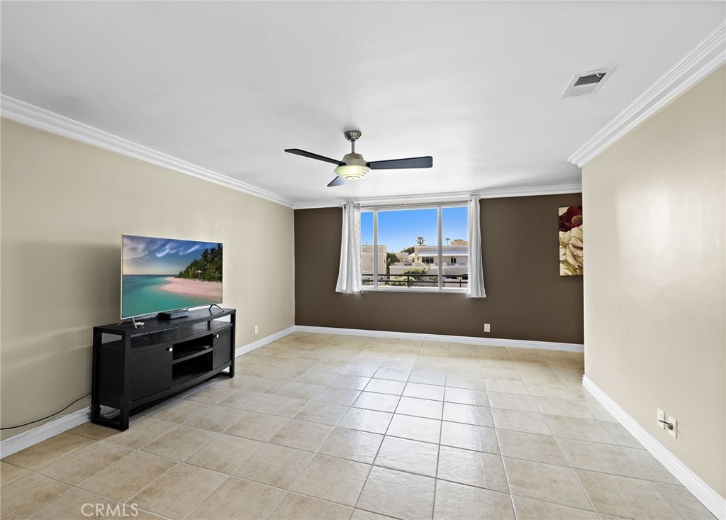1585 S Coast 65