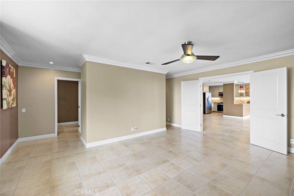 1585 S Coast 65