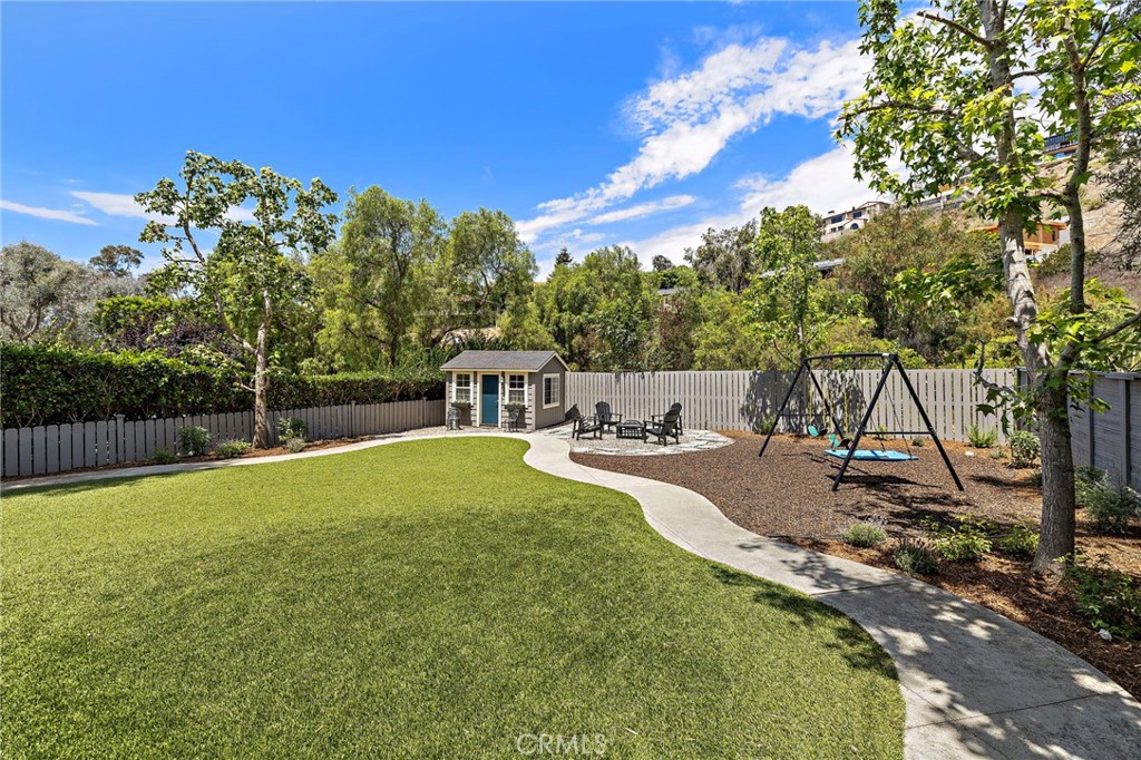 916 Bluebird Canyon Drive