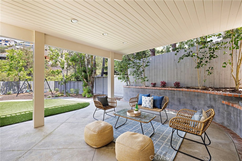 916 Bluebird Canyon Drive