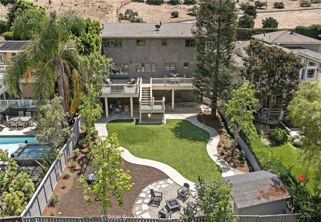 916 Bluebird Canyon Drive