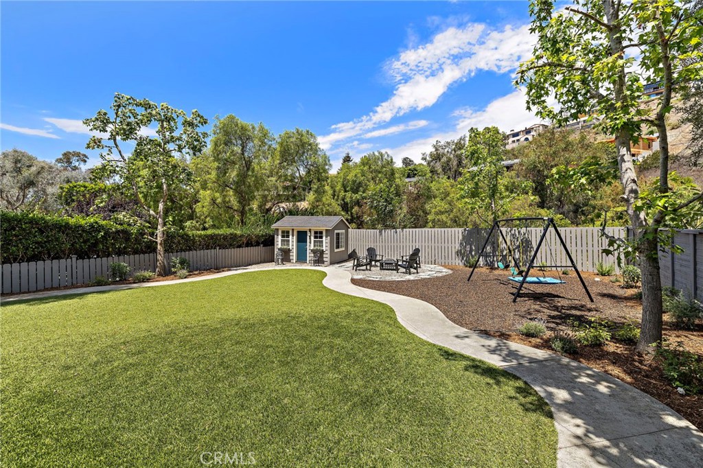 916 Bluebird Canyon Drive