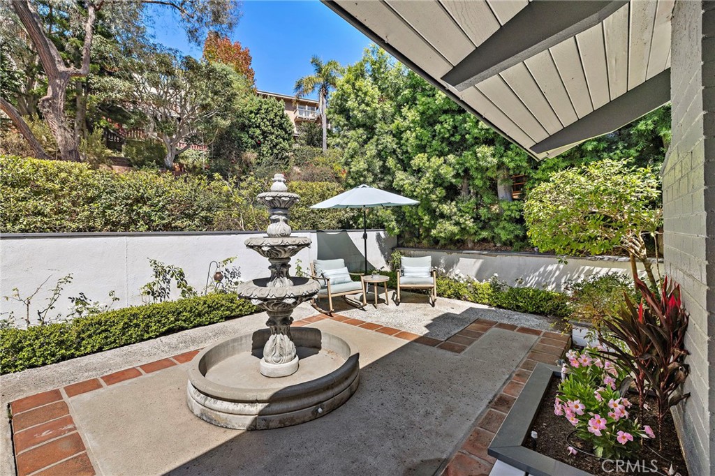 1467 Regatta Road