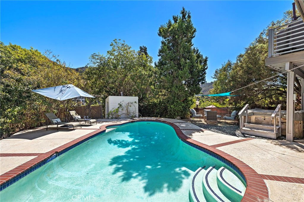 1467 Regatta Road