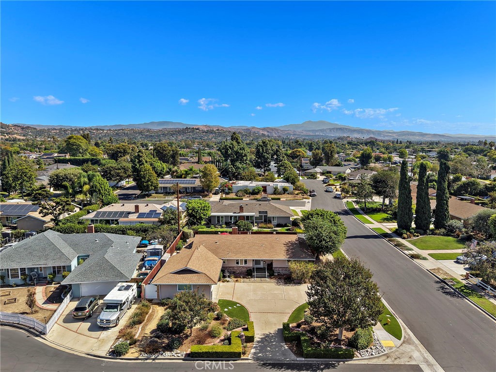 14222 Shasta Way
