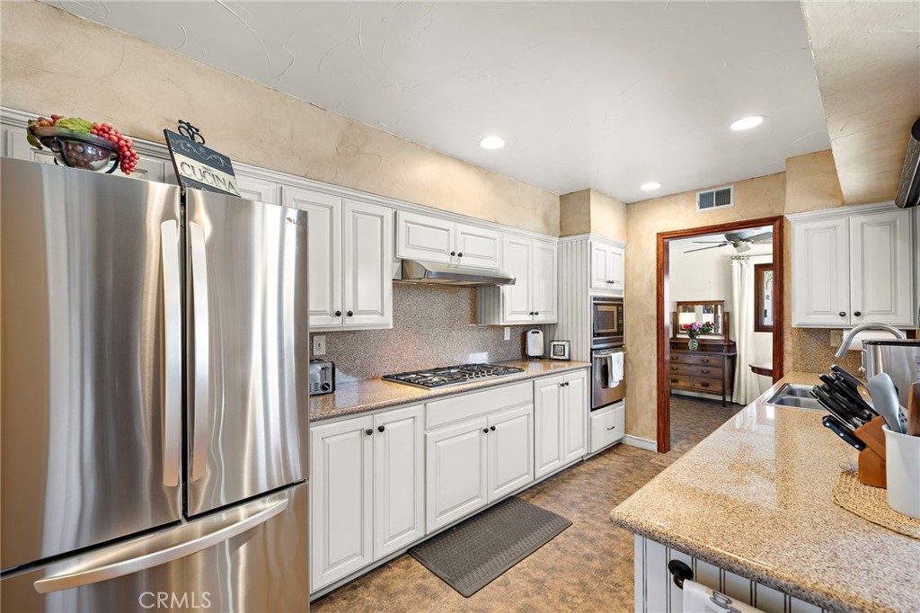 14222 Shasta Way