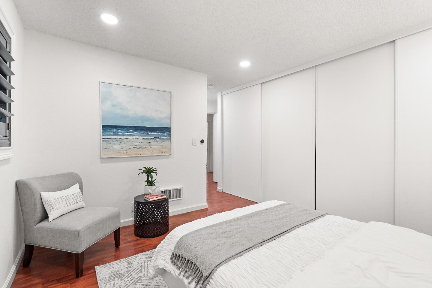 1 Appian Way Unit: 713-2