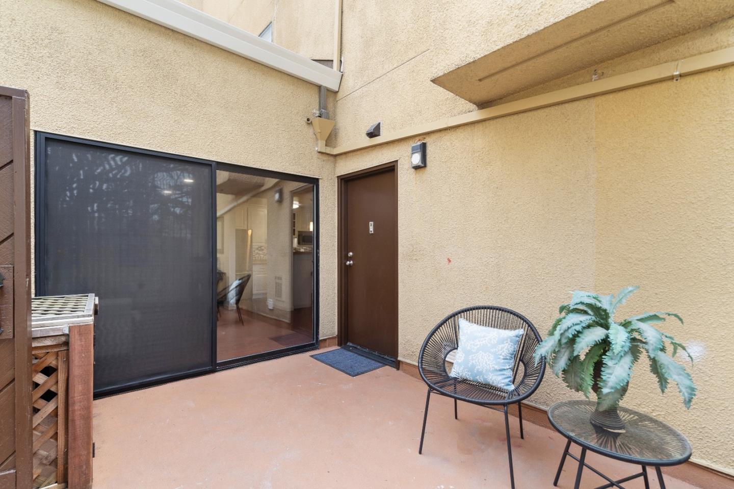 1 Appian Way Unit: 713-2