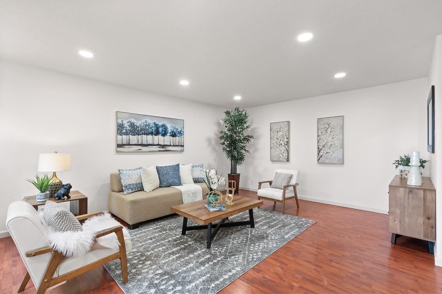 1 Appian Way Unit: 713-2