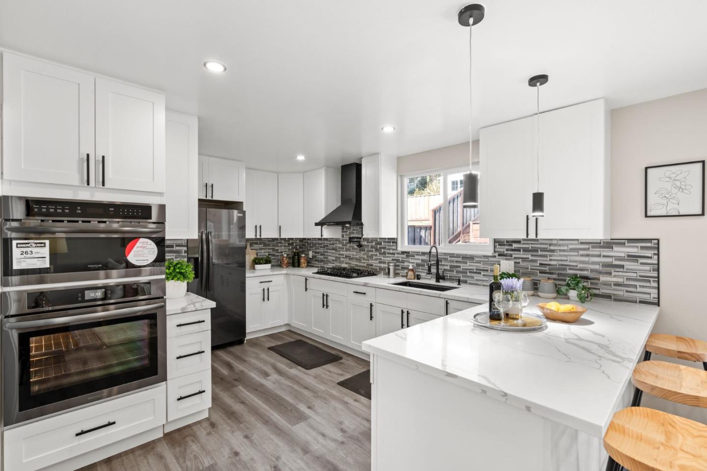 175 Beachview AVE