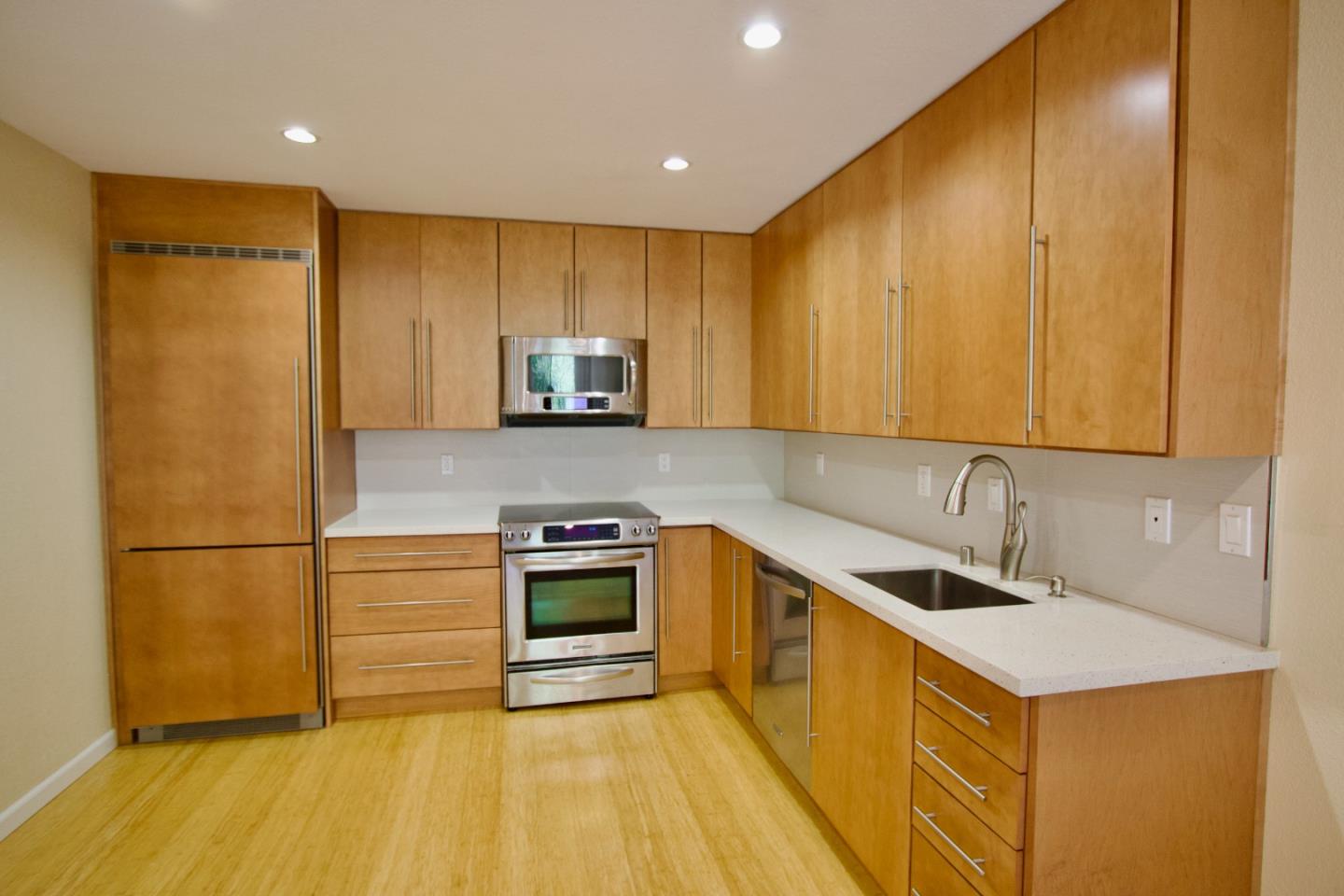 7203 Shelter Creek Lane