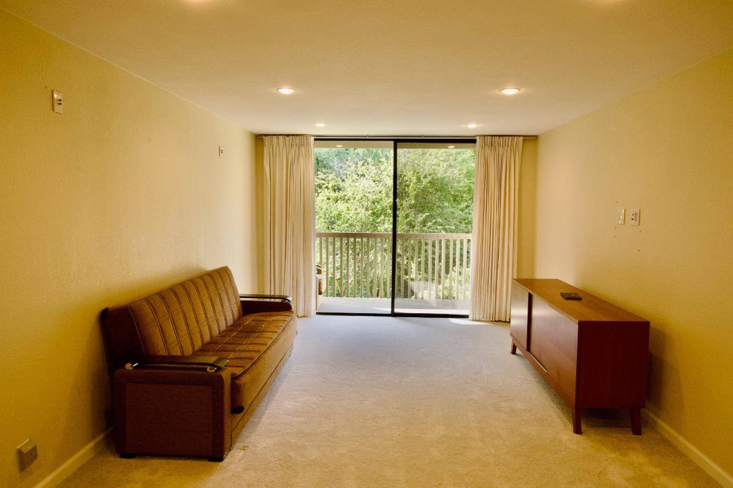 7203 Shelter Creek Lane